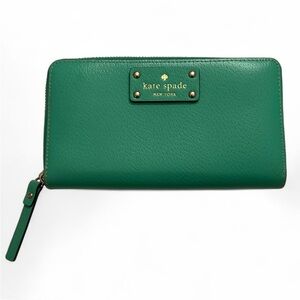 Kate Spade Vibrant Green Zip Wallet
